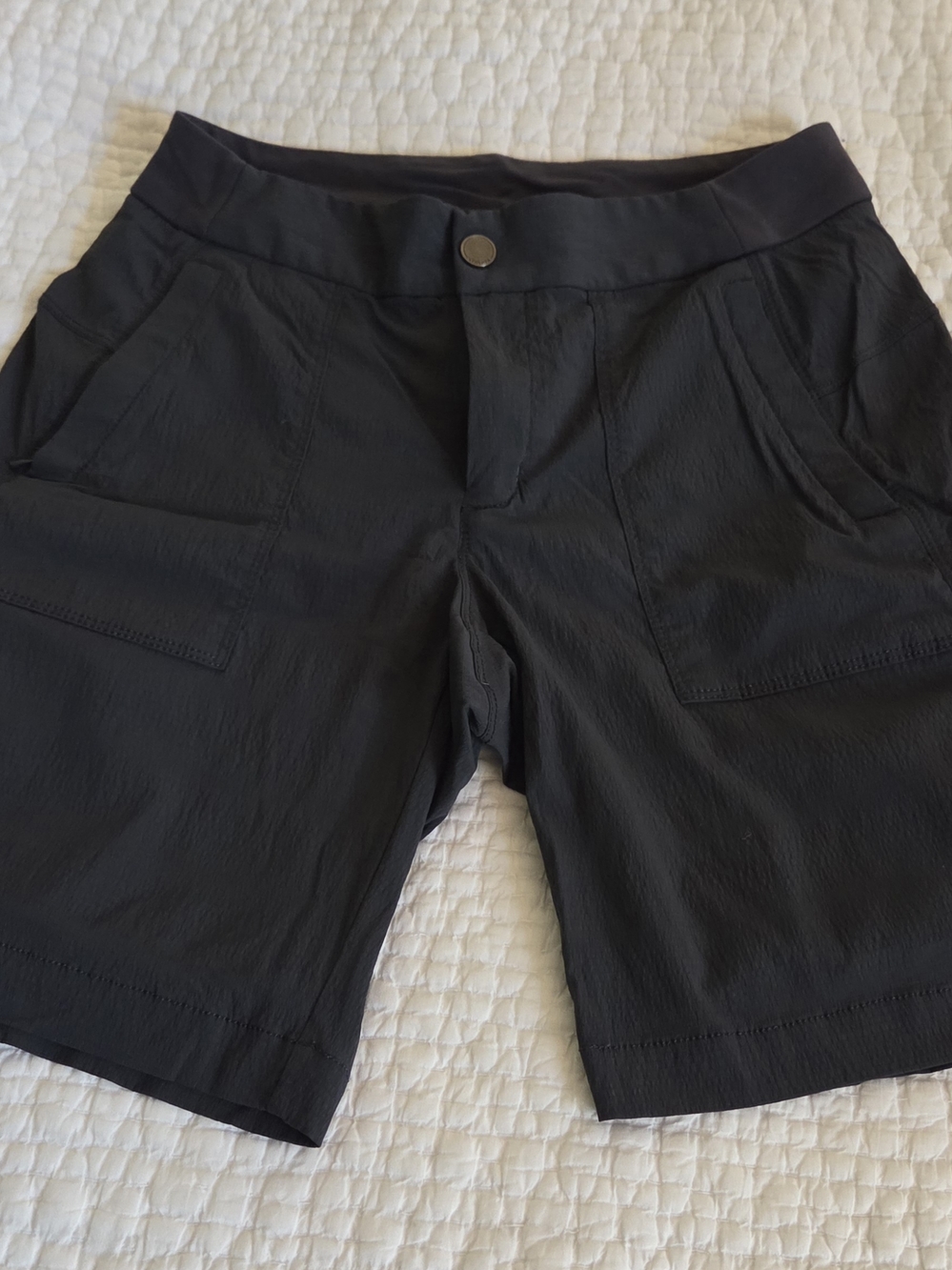 Athleta Trekkie 8" Short